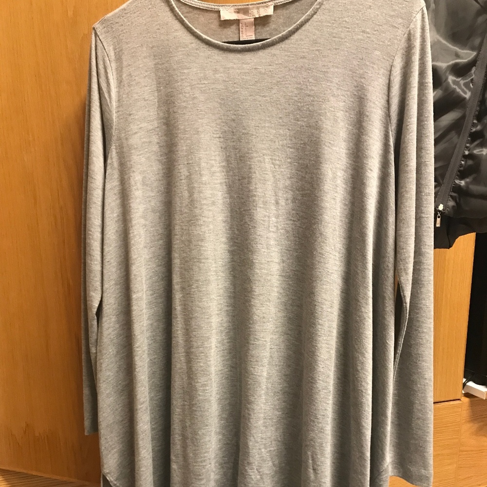 Forever 21 Grey Longsleve shirt